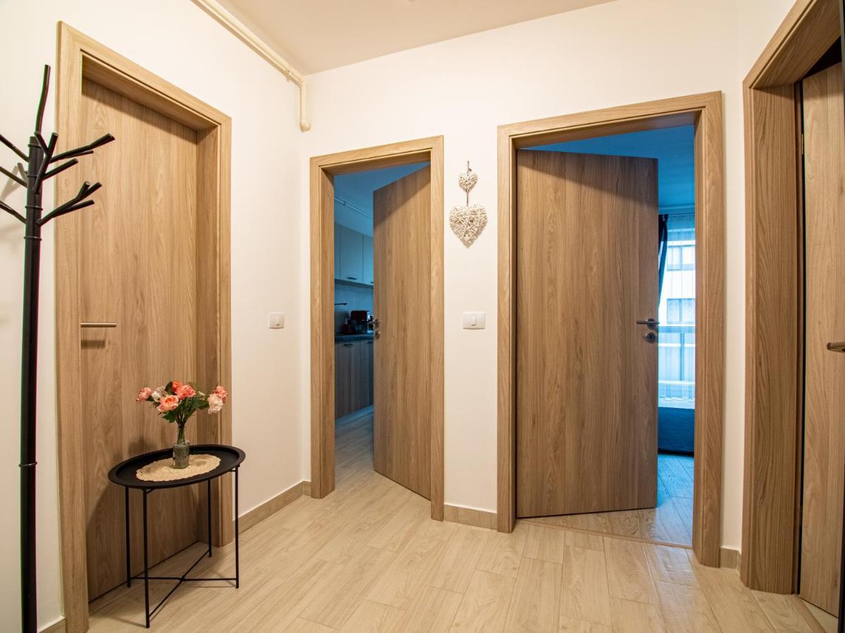 Apartment Alex Брашов Экстерьер фото
